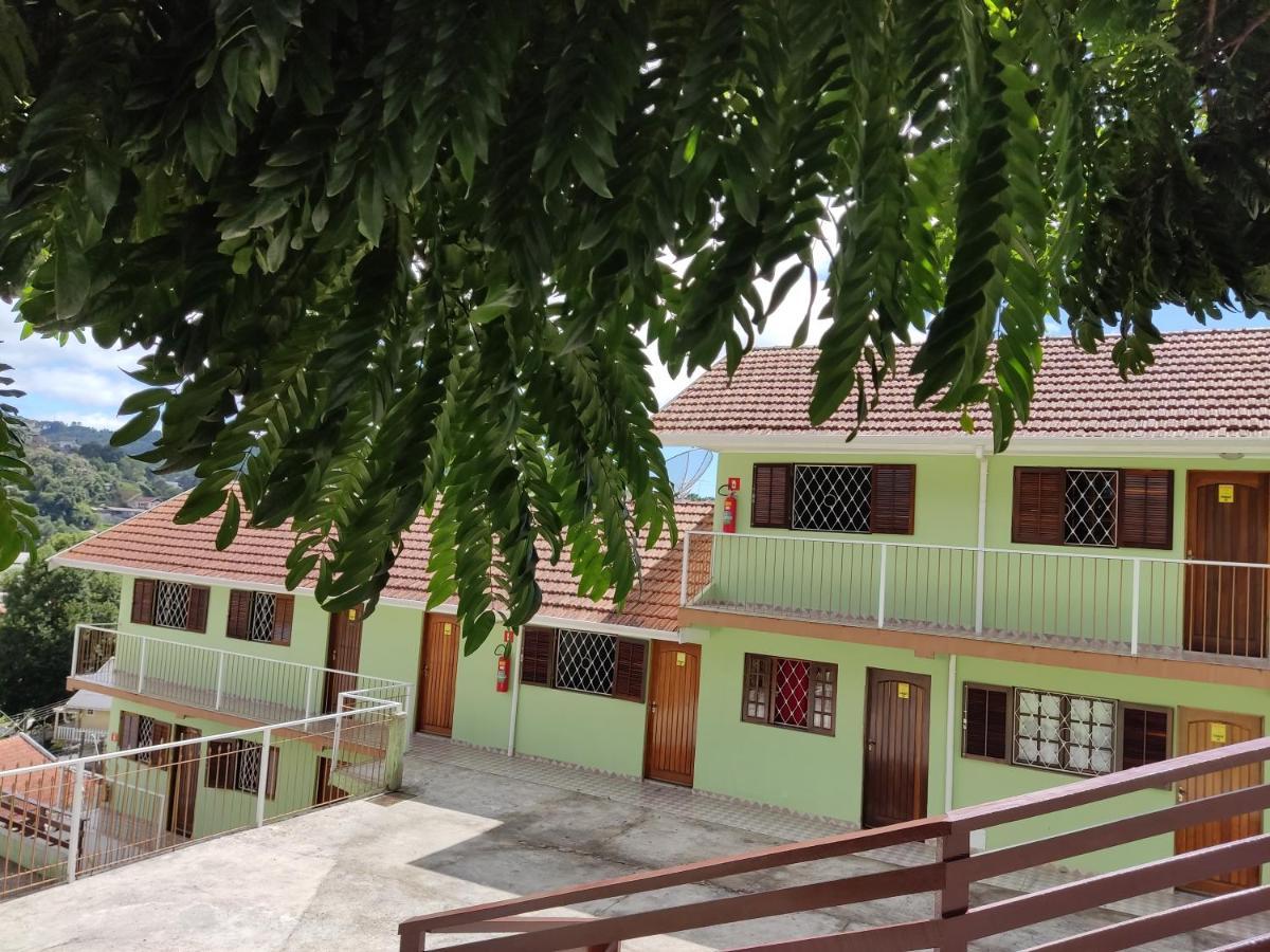 Pousada Portal Da Serra Campos do Jordão Exterior foto